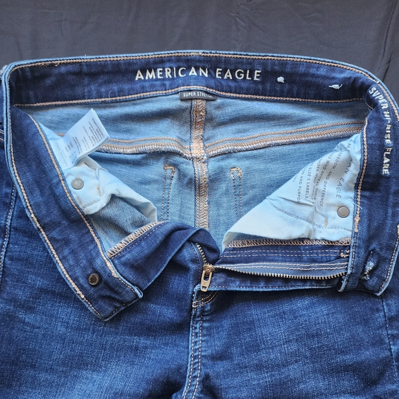 American Eagle Outfitters Women's Blue Jeans - Picture 3 of 8